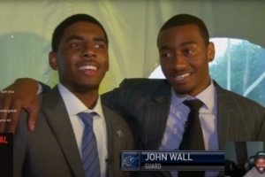 上月歐文直播時(shí)致敬沃爾：他絕對(duì)開(kāi)創(chuàng)了先河 具備控衛(wèi)應(yīng)有的一切