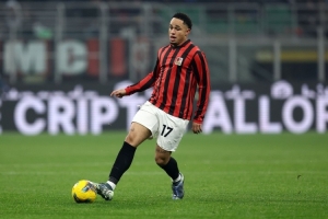 記者：奧卡福將于下午晚些時(shí)候前往利茲