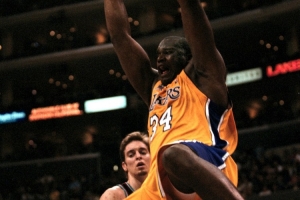 奧尼爾：我在賽季里被折騰得夠狠了 我才不會(huì)在休賽期還保持體型