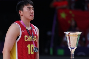 媒體人：王俊杰11月回來打全運會 讓他NCAA新賽季的位置十分不穩(wěn)