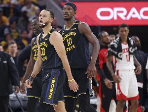 ESPN：勇士無庫里時進(jìn)攻癱瘓 巴特勒的到來解決了難題