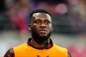 加盟藥廠以來，博尼法斯是僅有3位右左腳都至少進10球德甲球員之1