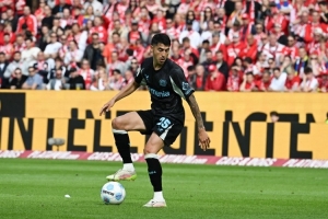 勒沃庫森總監(jiān)：我們絕對沒有放走帕拉西奧斯的打算