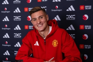 曼聯(lián)舊將：舍什科視伊布為偶像這很棒，我相信他能帶來很多幫助