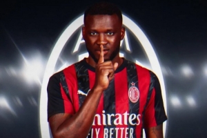 即將來(lái)了！迪馬濟(jì)奧：博尼法斯預(yù)計(jì)當(dāng)?shù)貢r(shí)間今日下午抵達(dá)米蘭