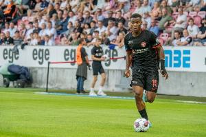 記者：西漢姆聯(lián)有意布魯日中場奧涅迪卡，球員渴望今夏加盟英超