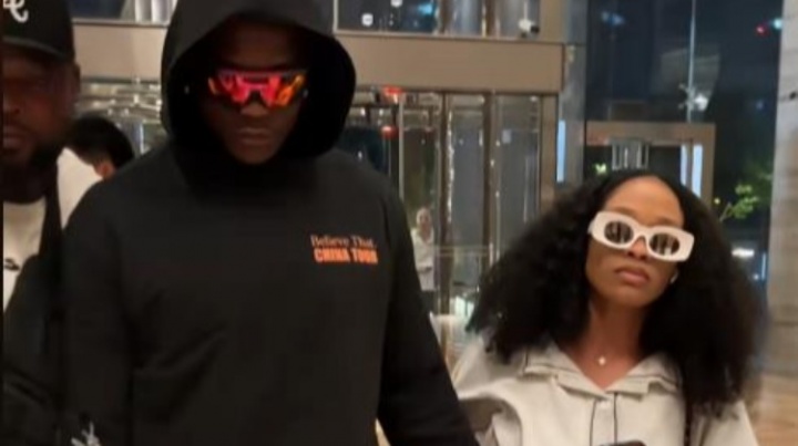 華子凌晨抵達(dá)上海開啟首次中國行：穿美式垮褲 正牌女友隨行