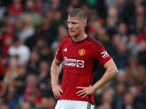 羅馬諾：那不勒斯今日與霍伊倫積極談判，曼聯(lián)準(zhǔn)備迅速推進(jìn)交易