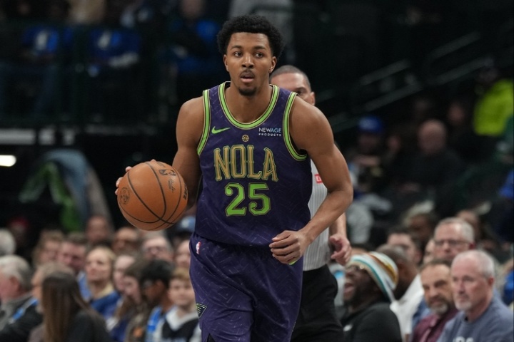 合同4年1.12億~名記：勇士對(duì)鵜鶘前鋒墨菲有強(qiáng)烈興趣 馬刺也有意