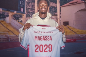 法媒：西漢姆聯(lián)1600萬(wàn)歐＋300萬(wàn)獎(jiǎng)金報(bào)價(jià)馬加薩，森林報(bào)價(jià)1700萬(wàn)