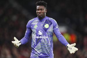 記者：奧納納隨隊(duì)前往倫敦備戰(zhàn)富勒姆，尚不確定能否首發(fā)