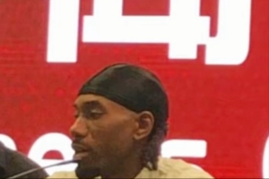 萊昂納德：這是我第一次來成都 很期待能體驗一下本地文化和美食