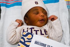 紀念！LA本周出生的新生兒將獲得由科比基金會提供的特殊護理包