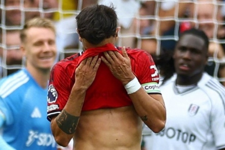 詹俊：曼聯(lián)開局猛B費(fèi)丟點(diǎn)是轉(zhuǎn)折點(diǎn) 舍什科登場紅魔三叉戟聯(lián)系不多