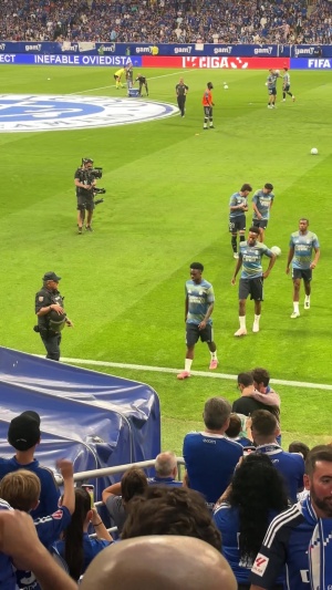 都知道你心態(tài)不好！維尼修斯熱身遭主隊球迷噓，生涯從未對陣該隊