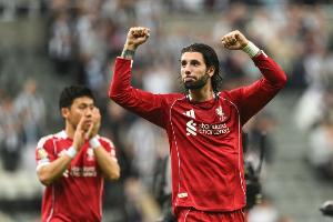 利物浦隊一塊磚！索博客串右后衛(wèi)完美發(fā)揮，靈性一漏造就絕殺