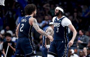 認(rèn)真的？庫(kù)班：球隊(duì)新賽季的成敗取決于萊夫利和戴維斯的三分表現(xiàn)