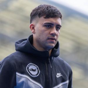 TA：切爾西接近租借博納諾特達(dá)協(xié)議，利茲聯(lián)原本已為他預(yù)訂航班