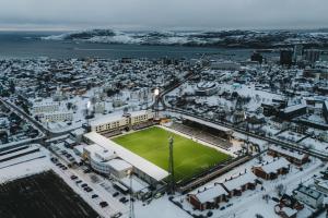 極北嚴(yán)寒人工草！曼城尤文熱刺將挑戰(zhàn)“閃耀哥”主場，遠征最北端