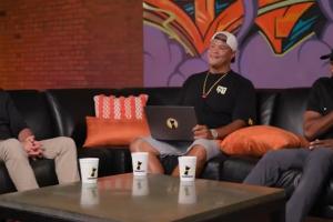 庫(kù)班：碰見(jiàn)佩林卡時(shí)他得意壞了 一直憋住笑仿佛在說(shuō)“沒(méi)想到吧“