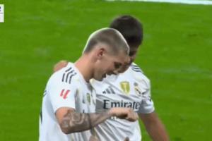 茶都喝了結(jié)果進球無效！馬斯坦托諾在慶祝時模仿倒茶遞給居勒爾