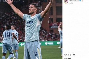 觸底反彈？弗拉霍維奇社媒曬全場(chǎng)最佳獎(jiǎng)杯+霸氣慶祝照：?