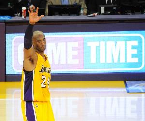 魔術(shù)師：最喜歡科比生涯最后一場(chǎng)比賽 從未見過有人這樣結(jié)束生涯