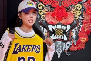 美女主持人曬詹姆斯中國行現(xiàn)場照：來看老詹啦??