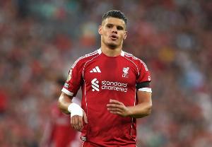 科爾克茲：經(jīng)常與羅伯遜交流，能有他這樣的隊友在身邊是我的榮幸