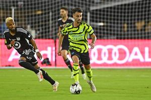 漢堡中場(chǎng)維埃拉：拜仁是最佳球隊(duì)之一 塔帥建議我踢出自己風(fēng)格