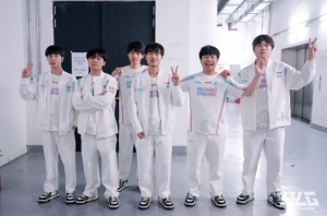 前兩局逗逗你的？BLG完成讓二追三晉級下一輪 將交手EDG與iG勝者