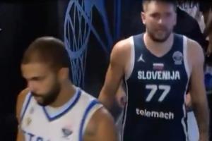 意大利夢(mèng)魘！東契奇中場(chǎng)休息喊話：他們被嚇壞了！讓我們上！