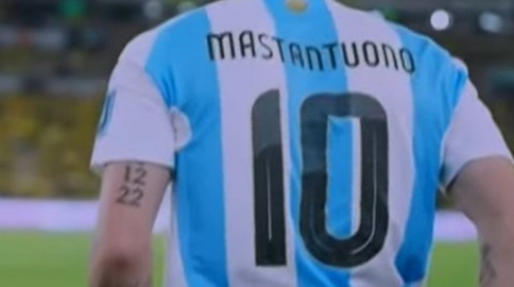 傳承梅西！馬斯坦托諾成阿根廷隊(duì)史最年輕10號(hào)，18歲23天超越老馬