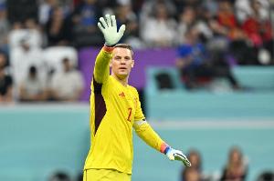 赫內(nèi)斯：世界杯必須派上最佳球員，健康的諾伊爾就該是德國(guó)隊(duì)一門