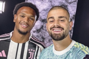 跟隊記者：尤文將在今天20點30分，為奧蓬達(dá)和熱格羅瓦召開發(fā)布會