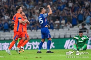 中超聯(lián)賽第24輪，最終上海申花主場(chǎng)3-3戰(zhàn)平山東泰山