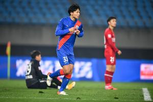 媒體人：申花角球絕對(duì)是阿森納真?zhèn)?，變化路?shù)像打出的爭(zhēng)議也像