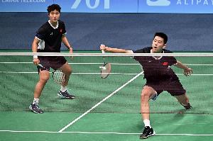 中國(guó)香港羽毛球公開賽：鳳凰組合2-0馬來(lái)西亞組合，晉級(jí)混雙四強(qiáng)