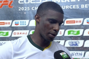 法比奧談?shì)斍颍呵致孕院涂刂屏υ诓粩嘟档?下輪對(duì)陣海港必須取勝