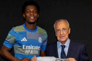 瓊阿梅尼皇馬生涯150場(chǎng)里程碑，獲贈(zèng)紀(jì)念球衣