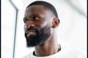 呂迪格感謝球迷關(guān)心：我將竭盡所能以最快速度回歸最佳狀態(tài)