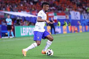 德媒：拜仁元老級理療師比安奇將前往沙特，擔(dān)任科曼的私人理療師