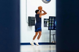 獨行俠球員克里斯蒂上腳韋德球鞋！又一位國產(chǎn)品牌代言人？