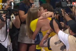 第14次！杜普蘭蒂斯毫無懸念奪金，6米30再破撐竿跳世界紀錄