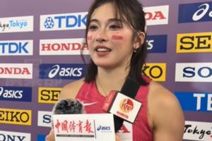 吳艷妮：我旁邊的選手差點搶跑，她一閃我也閃了一下，槍就出去了