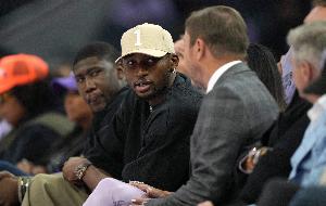 10月1日截至日！球隊(duì)選項(xiàng)是談判死結(jié) 勇士和庫(kù)明加究竟誰(shuí)對(duì)誰(shuí)錯(cuò)?