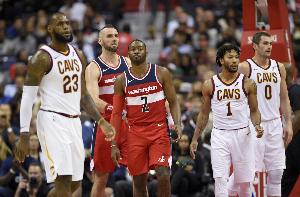 詹姆斯決定Ⅰ去公牛？查爾莫斯：他和韋德&羅斯搭檔進攻端沒空間