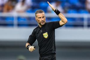 克拉滕伯格：若昂-佩德羅離球門較遠(yuǎn) 若納坦-塔犯規(guī)未達(dá)紅牌標(biāo)準(zhǔn)