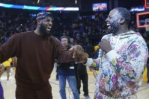 追夢(mèng)認(rèn)為詹姆斯是GOAT&喬丹讓自己愛(ài)上籃球 靜雨認(rèn)同老詹歷史最佳