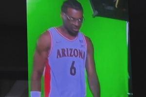 天賦異稟！詹姆斯曬布萊斯增肌照：靠 我兒子現(xiàn)在體格變這么壯了